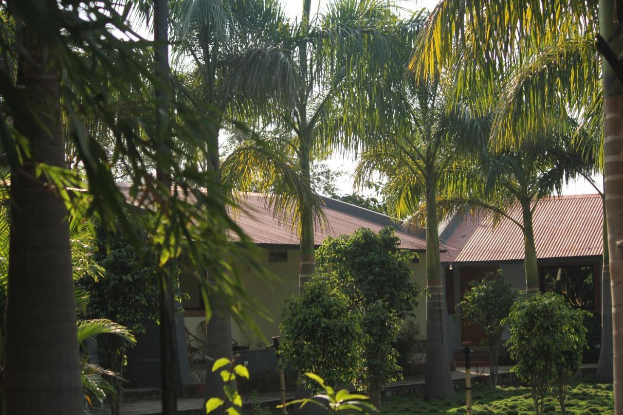 Chandrapur Tadoba Tiger Valley Resort מראה חיצוני תמונה
